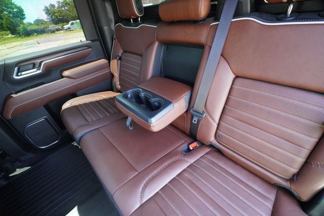 2024 GMC Sierra 3500HD Denali Ultimate