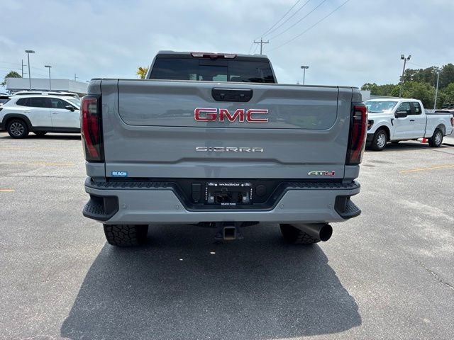 2025 GMC Sierra 2500HD AT4