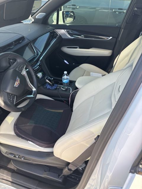 2025 Cadillac XT6 Sport