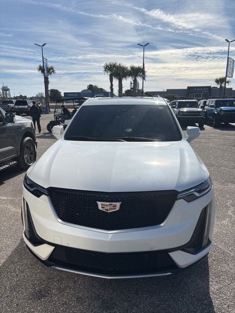 2025 Cadillac XT6 Sport