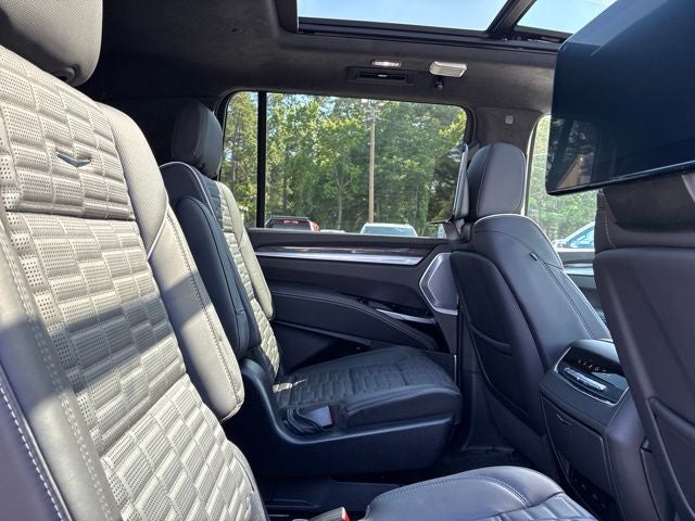 2025 Cadillac Escalade ESV V-Series