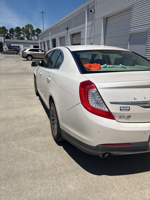2015 Lincoln MKS Base