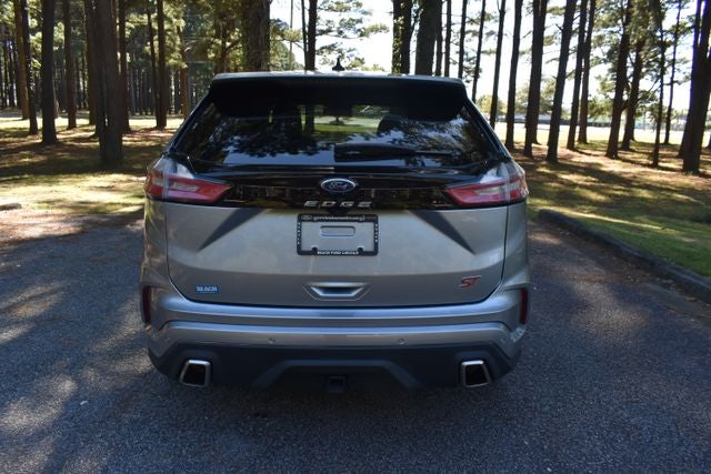 2022 Ford Edge ST