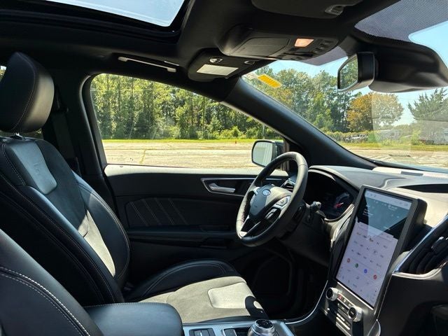 2024 Ford Edge ST