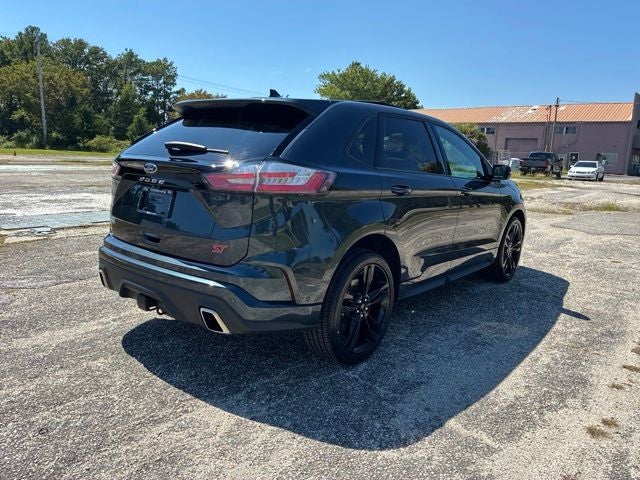2024 Ford Edge ST