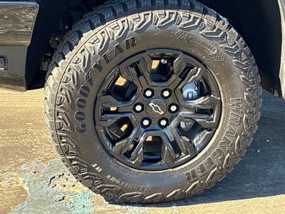2025 Chevrolet Silverado 1500 ZR2