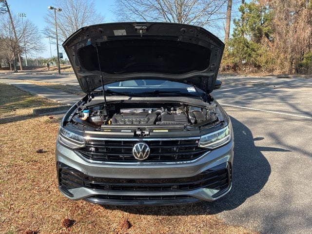 2023 Volkswagen Tiguan 2.0T SE R-Line Black
