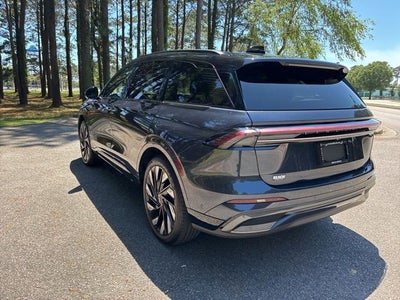 2024 Lincoln Nautilus Reserve