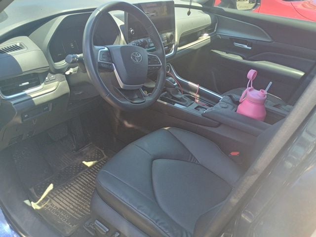 2024 Toyota Grand Highlander Base