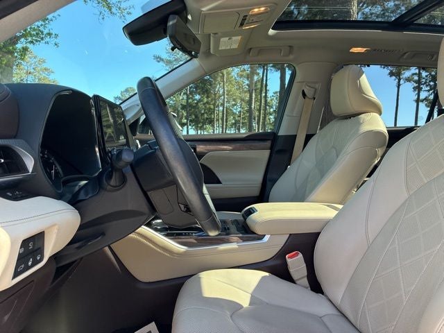 2021 Toyota Highlander Platinum