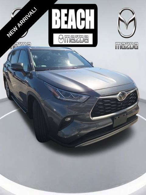 2023 Toyota Highlander Platinum