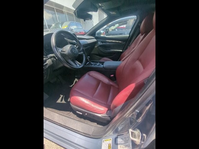 2022 Mazda Mazda3 Carbon Edition