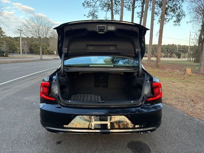 2022 Volvo S90 B6 Inscription