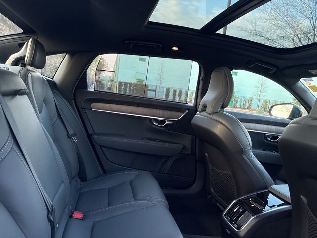 2022 Volvo S90 B6 Inscription