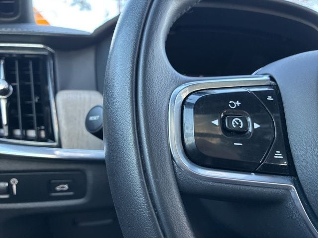 2022 Volvo S90 B6 Inscription