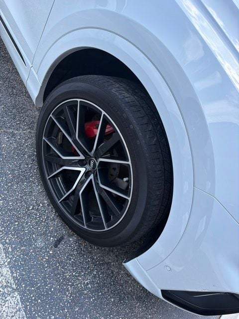 2020 Audi Q8 55 Premium Plus quattro