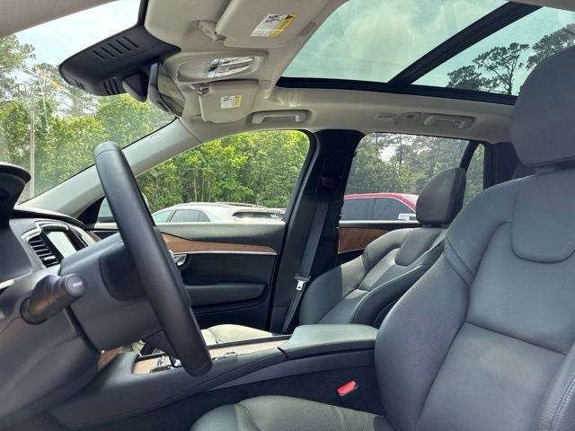 2025 Volvo XC90 B6 Plus 7-Seater