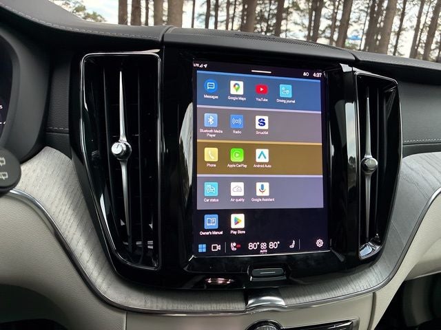 2023 Volvo XC60 B6 Ultimate Dark Theme