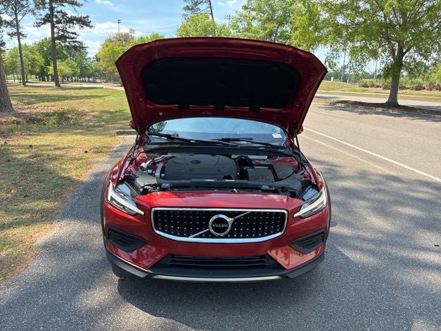 2020 Volvo V60 Cross Country T5