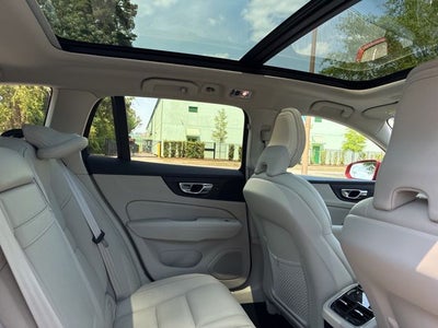 2020 Volvo V60 Cross Country T5