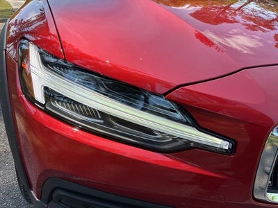2020 Volvo V60 Cross Country T5