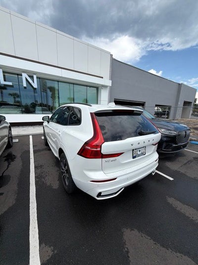 2024 Volvo XC60 B5 Plus Dark Theme