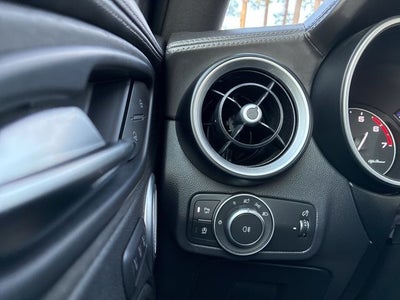 2022 Alfa Romeo Stelvio Ti