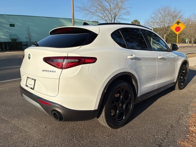 2022 Alfa Romeo Stelvio Ti